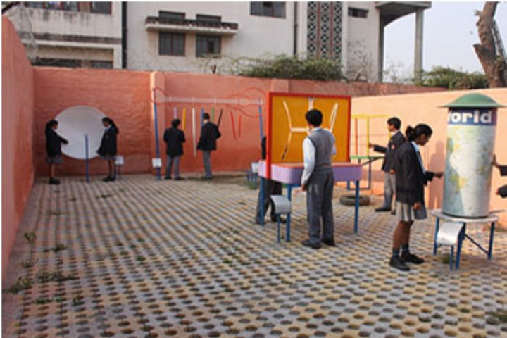 Maharaja Agrasen Model School-Science Park
