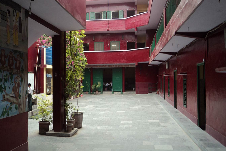 Maharishi Dayanand Model School-Campus-View inside