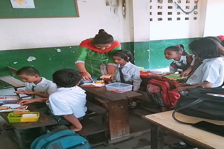 Maharishi Dayanand Model School-Classroom view