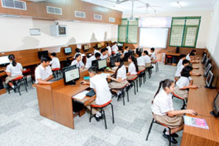 Maxfort School-IT-Lab