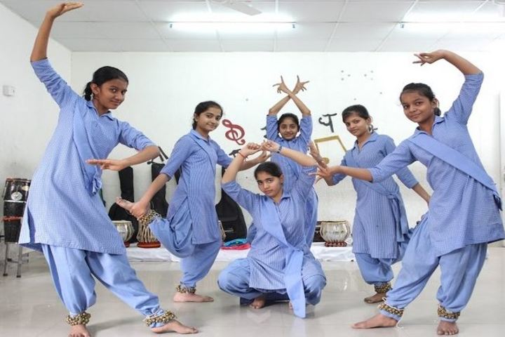 MDH International School-Dance Room