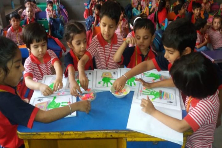 Modern Convent School-Art and Craft Room