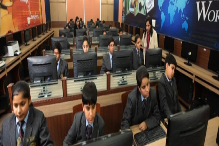 Modern Public School-Computer Lab