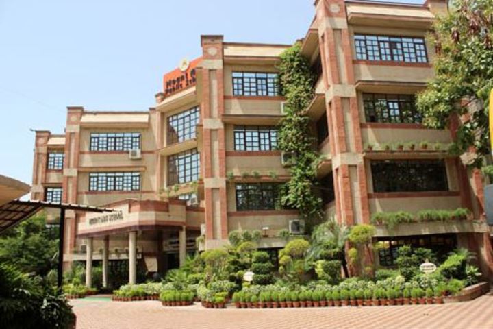 Mount Abu Public SchoolSchool-Building