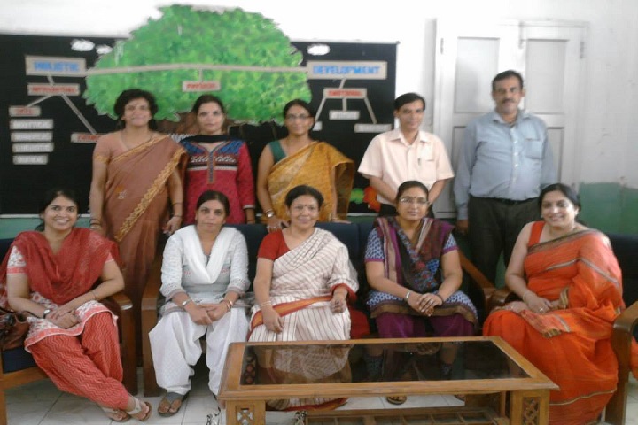 N D M C Navyug Senior Secondary School-Staff