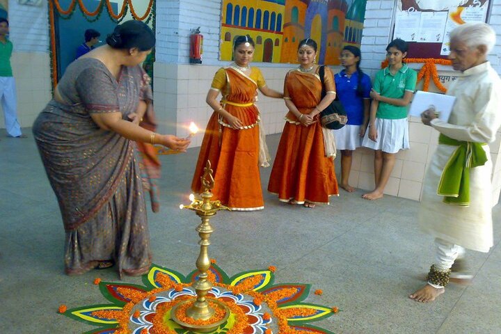 Navyug School-Festival Celebrations