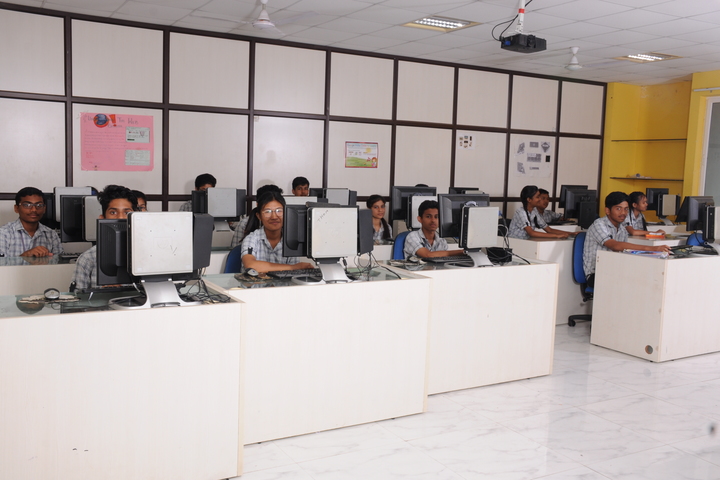 The Vizag International School- Computer Lab