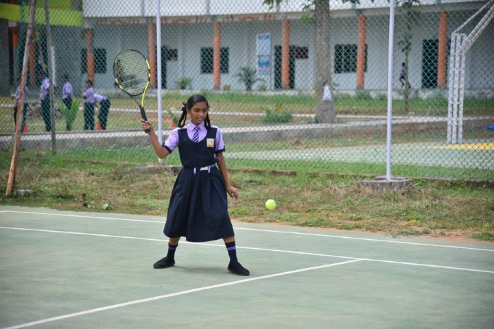 Tilford School- Badminton