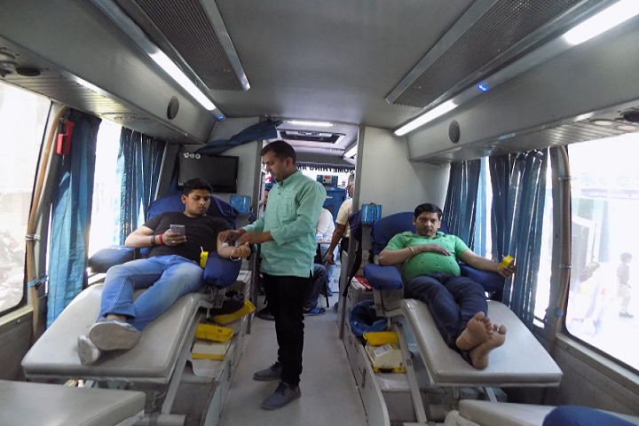P G D A V Sr Sec School-Blood donation campaign