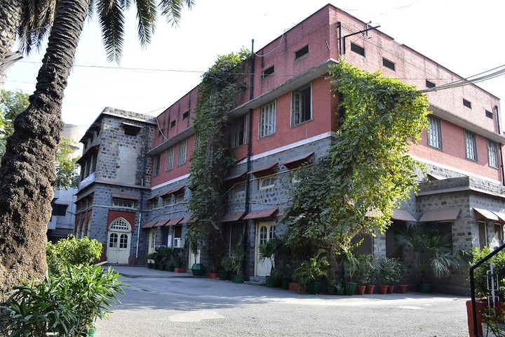 Queen Marys Girls Senior Secondary School-School Building