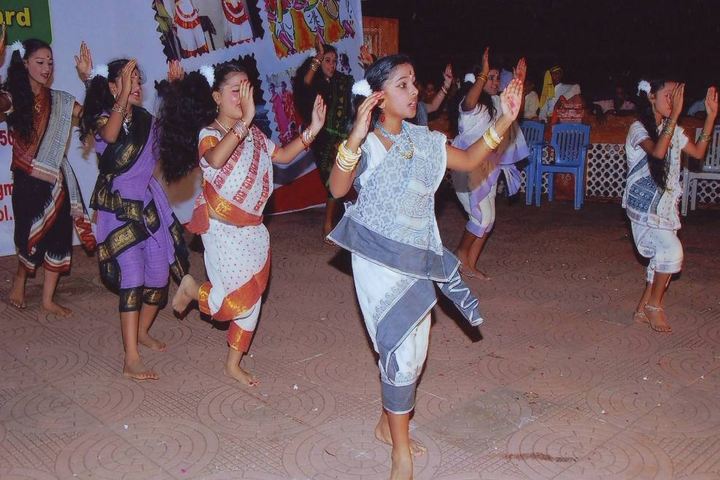 Vijayam Techno School-Dance