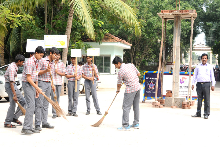 Vishnu School-Swachh Bharath