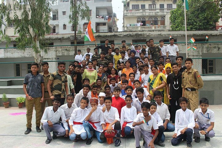 Salwan Boys Senior Secondary School-Group Photo