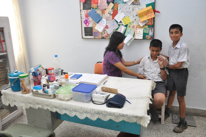 Sardar Patel Vidyalaya-Medical Room