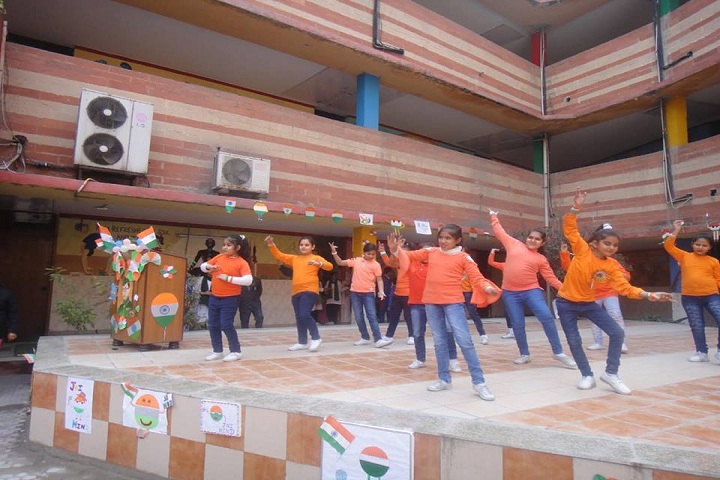 St Lawrence Convent-Dancing