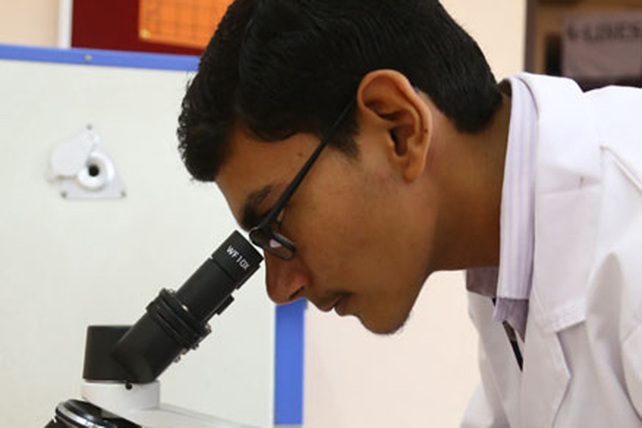 St Froebel School-Physics Lab