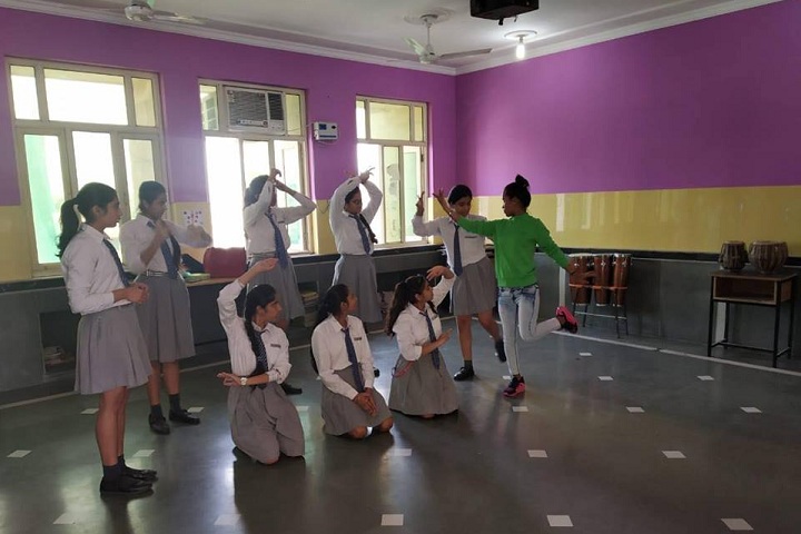 St Colombo Public School-DanceRoom