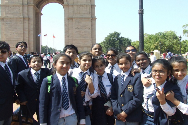 St Prayag Public School-Picnic