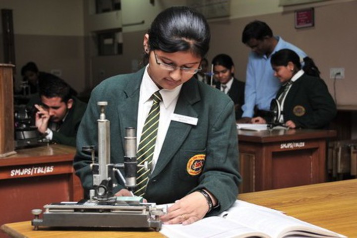 Sumer Mal Jain Public School-Science Lab