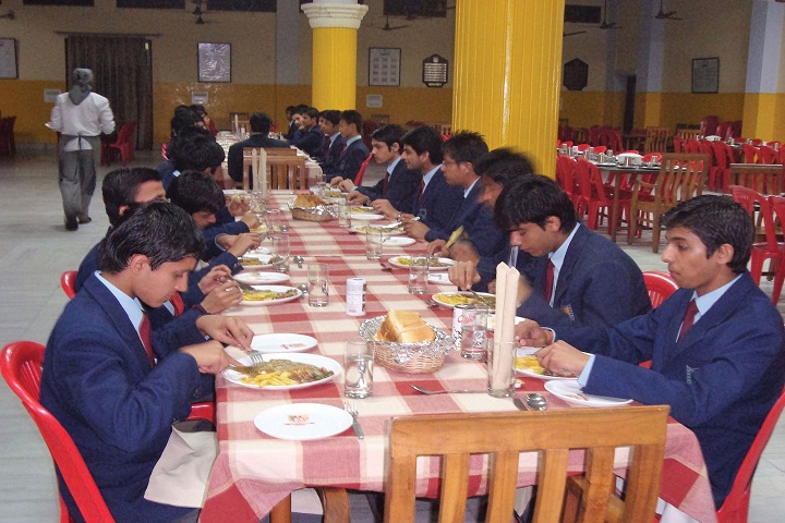 The Mann School-Cafeteria