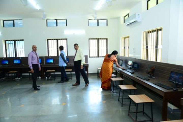Bloomz International School-Computer Lab