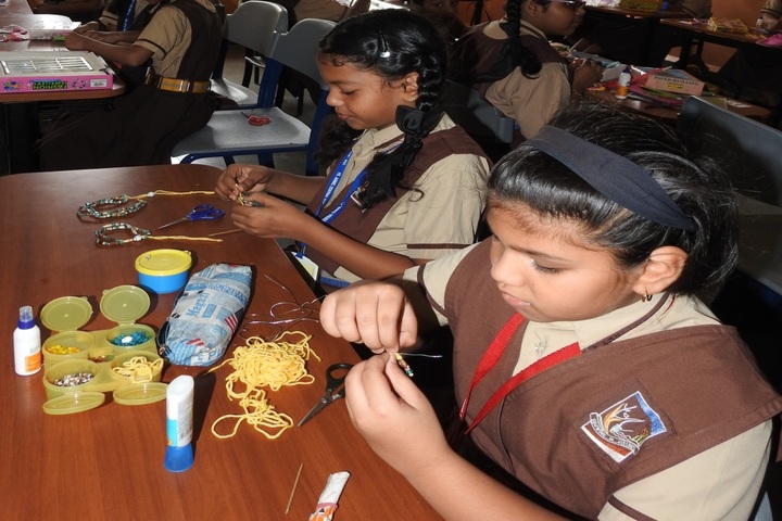 Fr Agnel Central School-Jewellery Making