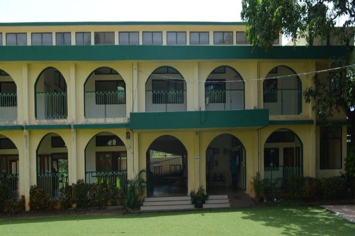 Green Meadows School-Campus-View