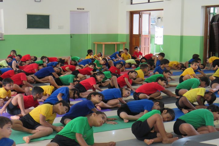 Green Meadows School-Yoga