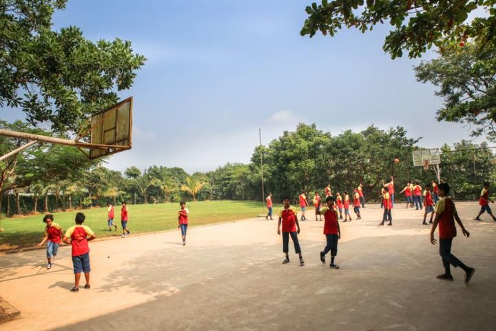 Sunshine Wldwide Secondary School-Basket-Ball Court