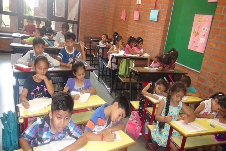 Academic Heights Public School-Classroom