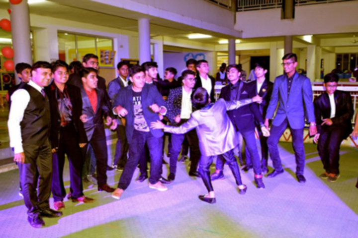 Anand Niketan School-Farewell Party