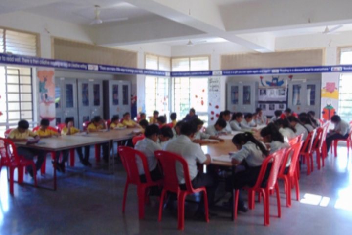 Anand Niketan School-Library