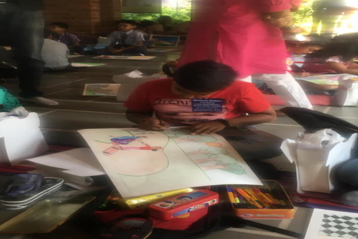 Ananya Vidyalaya-Paintaing class