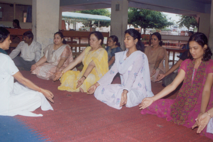 Bright Day School-Yoga