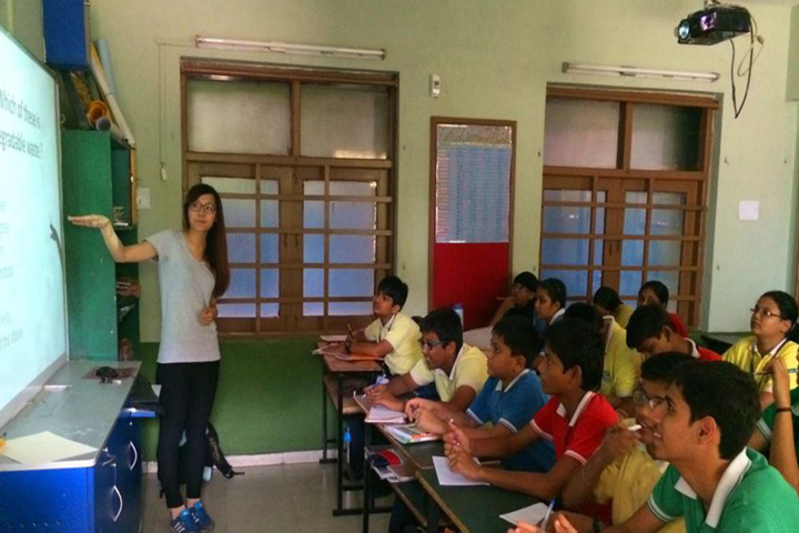 Cosmos Castle International School-Digital classroom