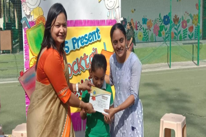 Cosmos Castle International School-Presentation party