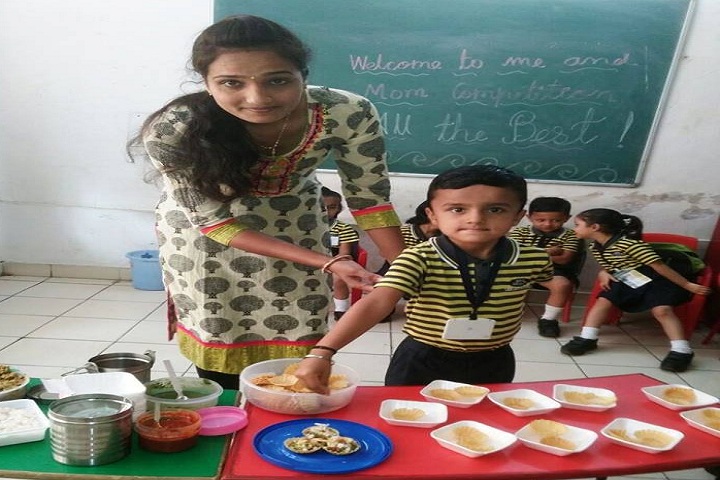 Gujarat Public School-Mom and Me competition
