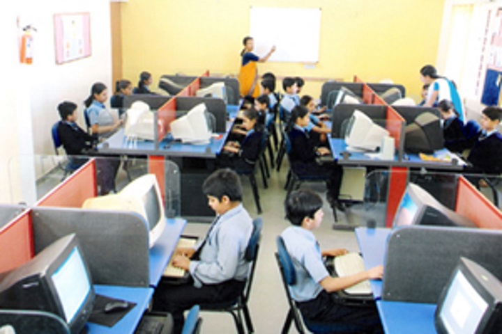 Hill Woods School-Computer Lab