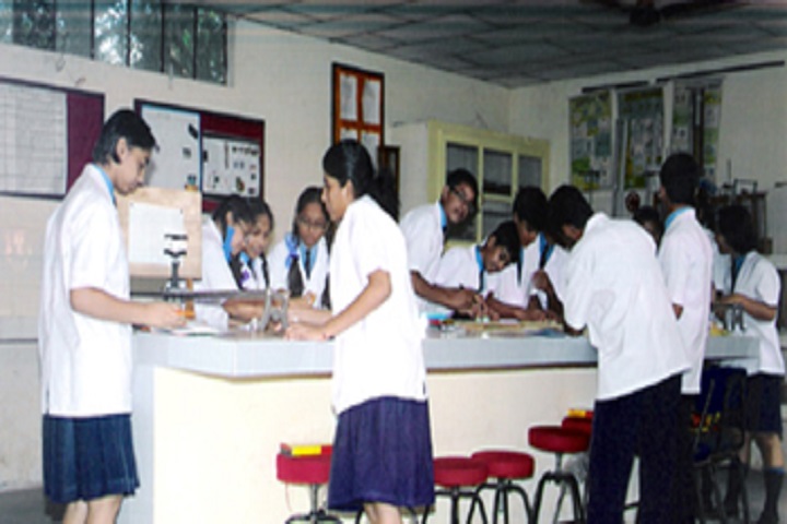 Hill Woods School-Physics Lab