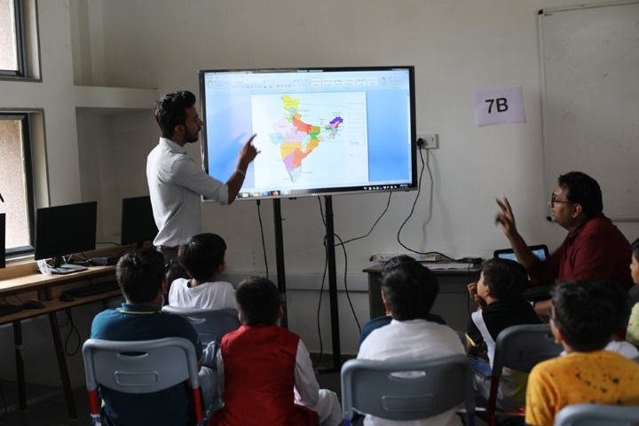 Innovative International School-Digital Class