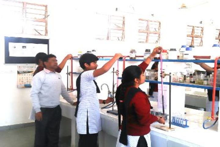 Jawahar Navodaya Vidyalaya-Chemistry Lab