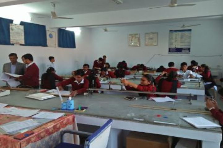 Jawahar Navodaya Vidyalaya-Physics Lab