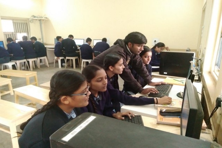 Kamala Rani Sanghi Public School-Computer Lab