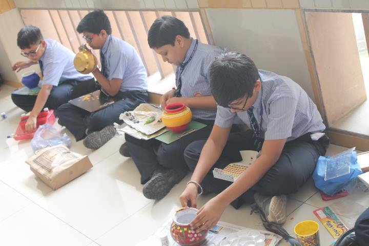 L P Savani Academy-Art