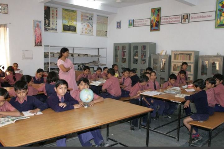 Mahapragya Vidya Niketan-Library