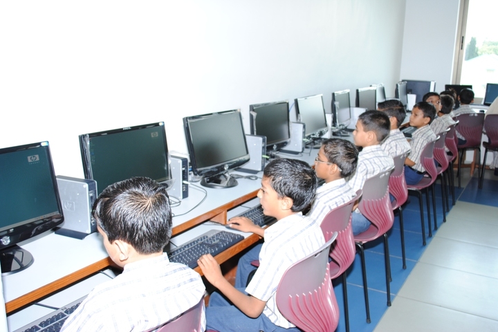 Matliwala Public School-IT-Lab