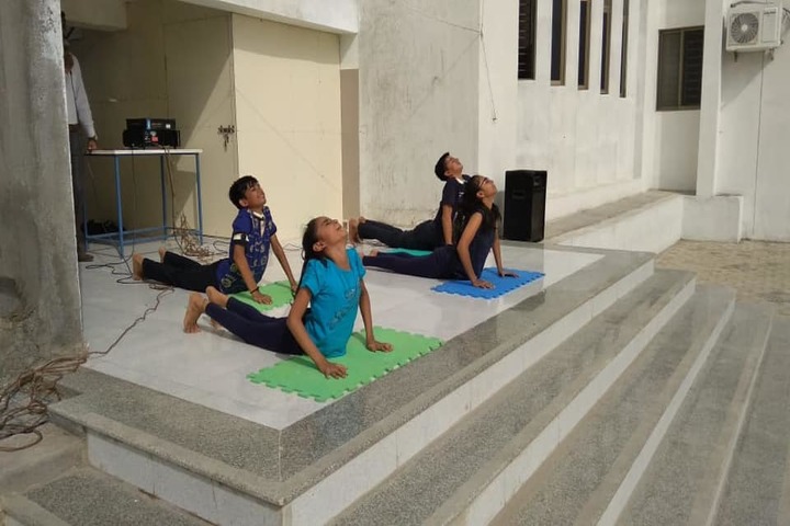 Mount Litera Zee School-Yoga Day