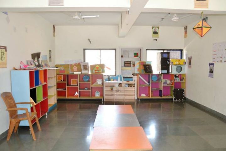 Pinnacle Public School-Math Lab