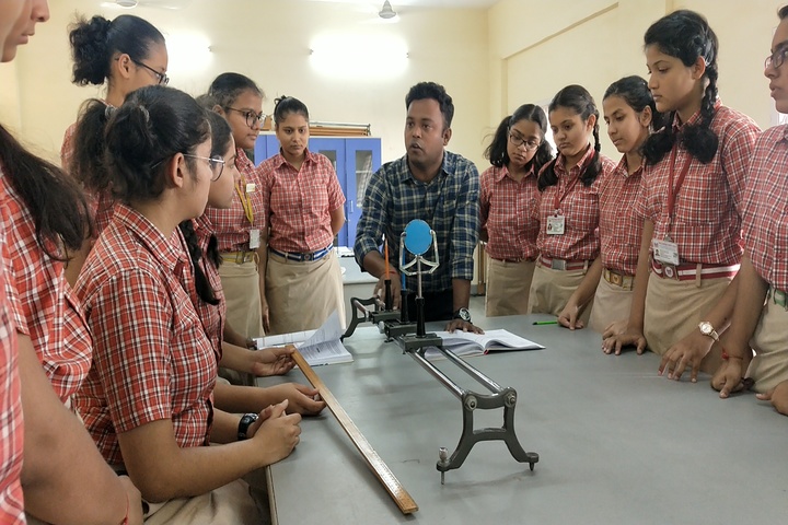 Prince Ashokraje Gaekwad School-Physics Lab