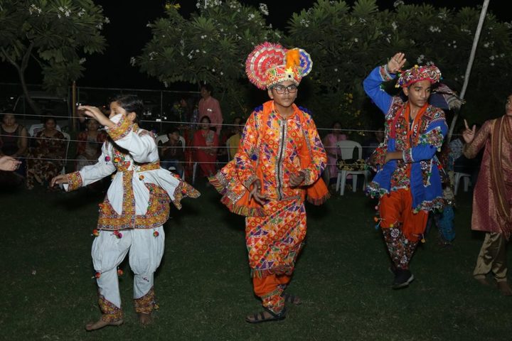 R P Vasani International School-Festival